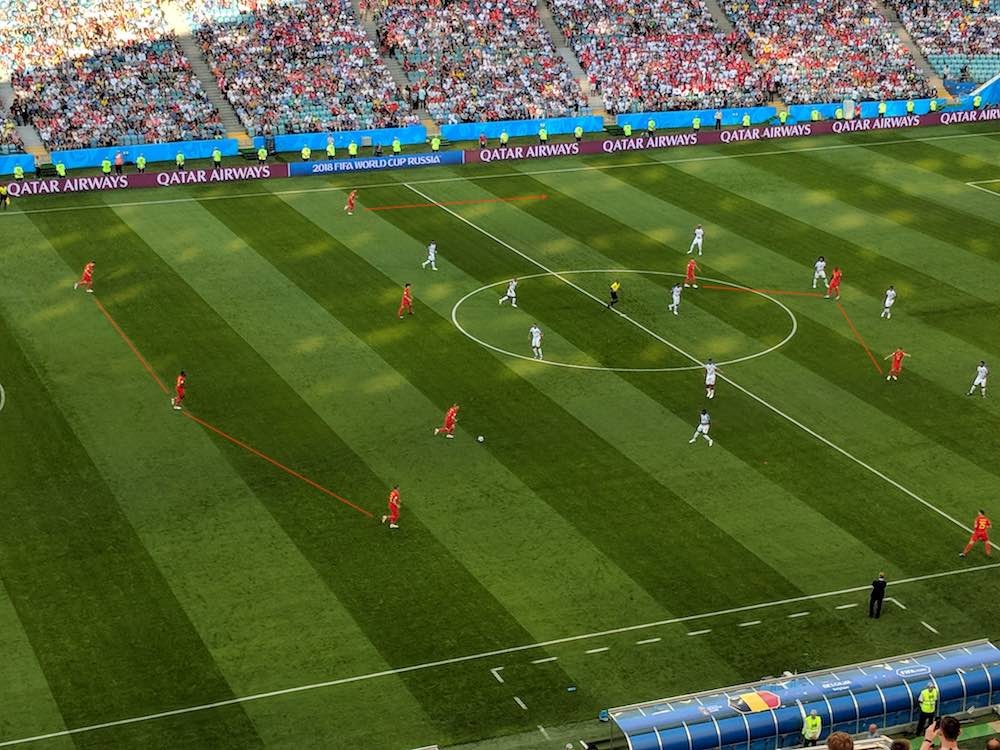 击和造犯规 击和造犯规