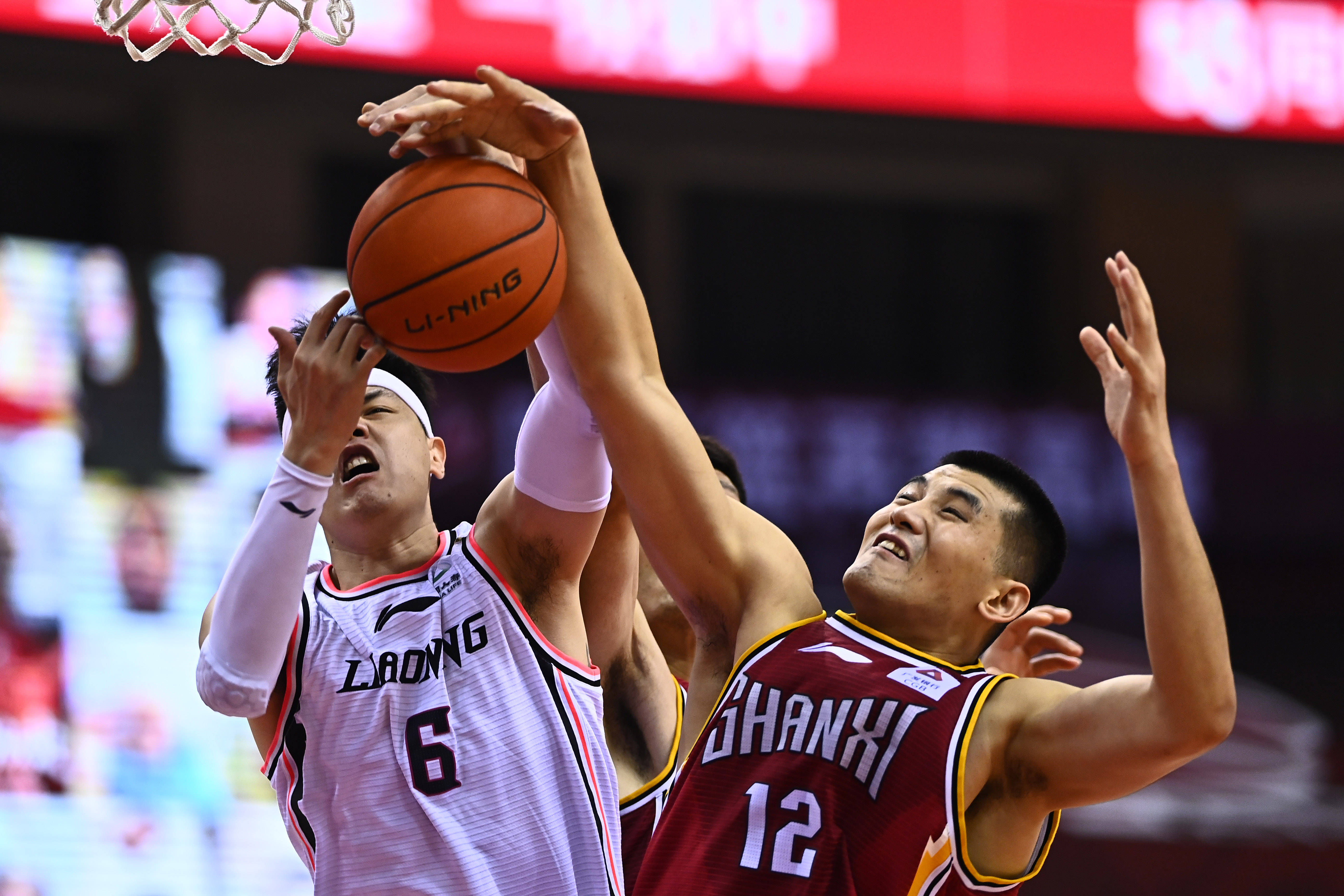 绝杀枪响腰 绝杀枪响腰