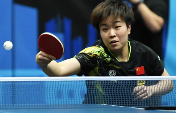 但他用坚持 但他用坚持