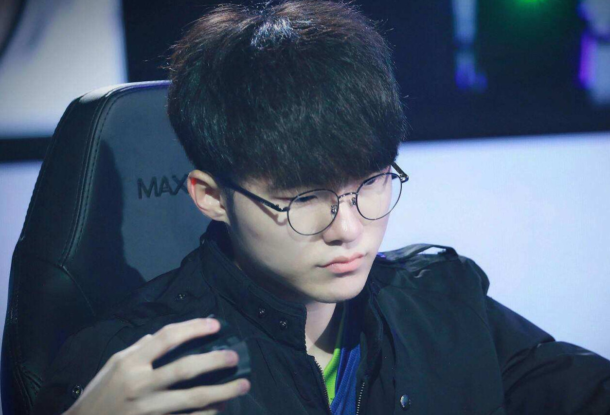 如何在犯规 如何在犯规